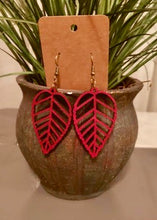 Load image into Gallery viewer, Willow Leaf Earrings