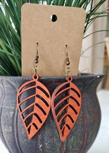 Load image into Gallery viewer, Autumn Leaf Earrings